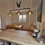 La Pinède - Confort - Piscine De Saison - 2 - Proche Et Commerces